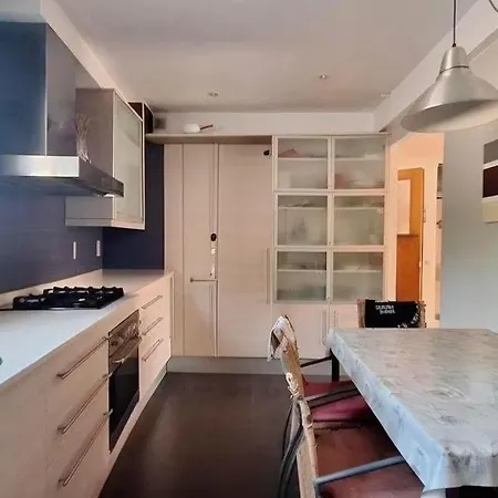 Vas Dom U Sarajevu Mir, Udobnost I Blizina Grada Villa