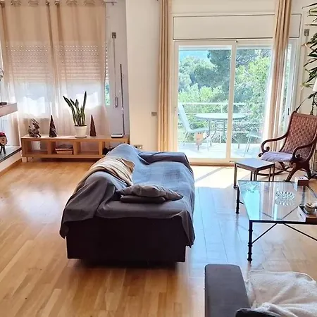 Vas Dom U Sarajevu Mir, Udobnost I Blizina Grada *